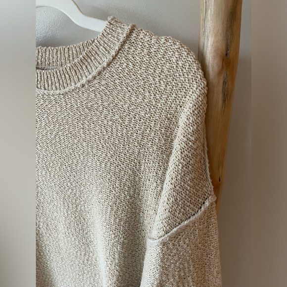 Aerie Lightweight Cream Textured Knit Hi-Low Crewneck Tunic Style Sweater Small - Picture 2 of 6